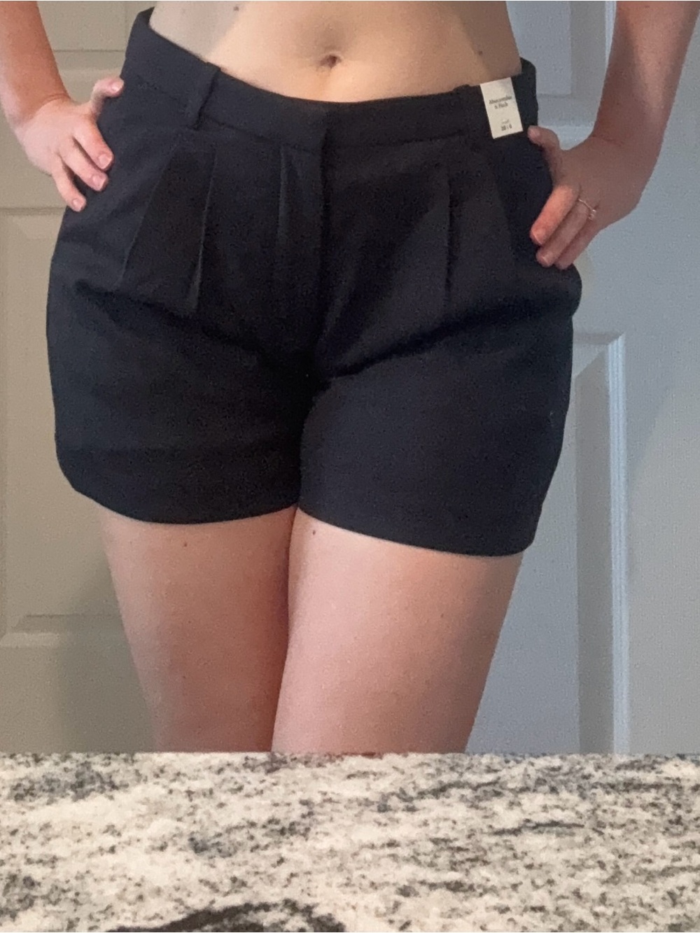 Abercrombie & Fitch Black Pleated High-Waist Women’s Shorts